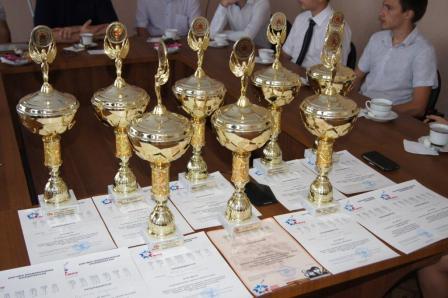 Глава района встретился с воспитанниками и преподавателями военно-патриотических клубов